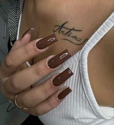 Nail Ideas Mid Length Coffin, Nails Acrylic Basic Colors, Emerald Green And Brown Nails, Brown Nails And Toes, Square Nails Black Women, Simple Nail Ideas Square, Gel Nails Black Women, One Color Acrylic Nails, Dark Brown Nails Acrylic