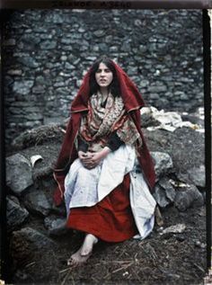 Autochrome Photography, Folkloric Dress, Image Positive, August Sander, Irish Rose