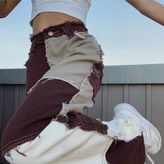 2020 Outfits, Jeans Patchwork, Outfit References, White Boho Dress, Diy Vetement, Patchwork Jeans, Looks Street Style, Colored Pants, Swimsuit Dress