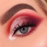 Eye Makeup Idea, Festival Eye Makeup, Red Makeup Looks, Make Up Designs, Hourglass Makeup, Eye Makeup Ideas