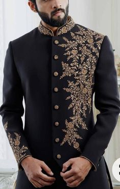 Black Golden Sherwani, Sherwani For Men Wedding Royals, Indo Western Outfits For Men, Indo Western Dress For Men, India Fashion Men, Indian Wedding Suits Men, Groomsmen Tuxedos