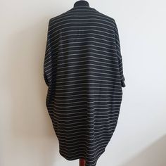 This is a lovely casual dress with stripes pattern. Made of cotton jersey. A bit baloon shaped. A bit bat wings. Oversized style By pull n bear size S Good used condition. No defects Shipping is registered I can combine shipping Casual Oversized Striped Dresses, Love Plus, Chunky Bracelets, Pull N Bear, Oversized Style, Bat Wings, Gray Dress, Long Maxi Dress, Floral Print Dress