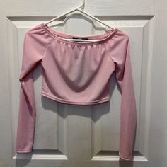 Jrs Crop Top. Nwt. Smoke Free Home. Casual Crop Top For Beach Party, Cute Stretch Crop Top For Spring, Basic Crop Top For Spring Day Out, Suede Fringe Jacket, Snow Pants, Pink Outfit, Rain And Snow Boots, Maquillaje De Ojos, Trending Accessories