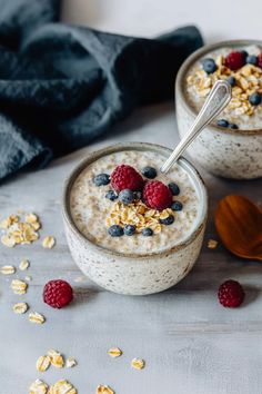 Smooth, flavorful, and so easy to make! This simple recipe combines creamy oats and vanilla for a delicious start to your day. Craving something new? Get the recipe here.
#vanillaovernightoats #healthybreakfast #quickbreakfast #oatmealideas #breakfastrecipes #easyrecipes #mealprepbreakfast #makeaheadmeals #healthylifestyle