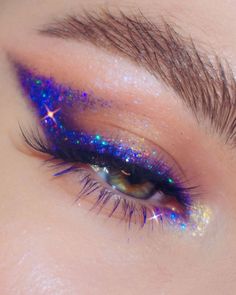 Спонж Beauty Blender, Eye Makeup Designs, Colorful Eye Makeup, Creative Eye Makeup, Makeup Hacks