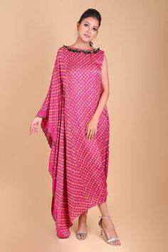 Shop for Dyelogue Pink Draped Gajji Silk Bandhani Dress for Women Online at Aza Fashions Bandhani Dress, Morning Dress, Indian Gowns Dresses, New Address, Indian Gowns, Drape Sleeves, Indian Fashion Designers, Change Of Address, Draped Dress