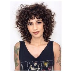 Short Length Curly Hairstyles, Latina Curly Hairstyles, Bob Short Bangs, A Line Bob Short, Curly Hairstyles Latina, 4a Curly Hairstyles, Hairstyles Latina, Line Bob, A Line Bob