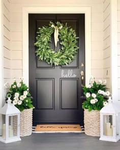 the door color is black deep onyx, and it's been painted white