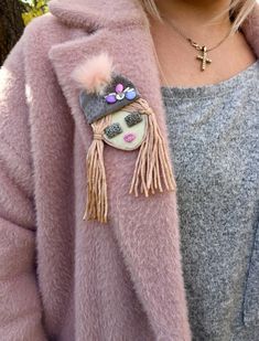 Winter Fashion Girl Brooch, Pin Brooches - Etsy Mandala Jewelry, Safety Pin Brooch, Fabric Brooch, Bead Embroidery Tutorial, Beaded Sweater, Hand Embroidery Tutorial, Embroidery Tutorial, Tag Holder, Felt Brooch