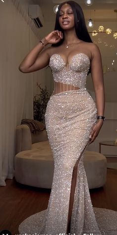 Prom Dresses For Light Skin Tones, Matric Dresses Prom, Unique Birthday Dress, Extra Prom Dresses, Matric Ball Dresses, Md Dresses, Pretty Homecoming Dresses, Matric Dress, Farewell Dresses