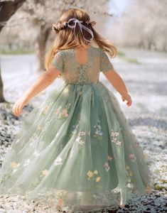 Lovely Green Cap Sleeves A-line Flower Girl Dresses With Appliques | Fashionpara