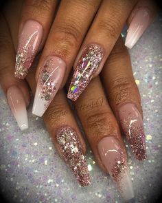 Nail Square, Rose Gold Nails Glitter, Bridal Nails Designs, Glitter Nails Acrylic, Tapered Square Nails, Tropical Nails, Gold Glitter Nails, Ombre Nails Glitter, Rose Gold Nails