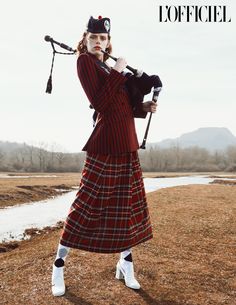 Scotland Fashion Woman, Tartan Trews Outfit, Tartan Street Style, Women’s Tartan Outfit, Scotland Photoshoot, Scotland Clothing, Tartan Skirt Street Style, Tartan Runway, Scotland Tartan