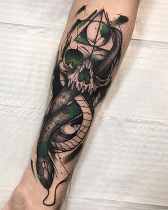 tatuagem de cobra harry potter Horcrux Tattoo, Learn Tattoo, Slytherin Tattoo, Dark Mark Tattoos, Mark Tattoo