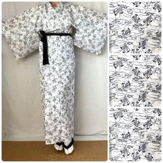 A vintage cotton Yukata Kimono robe in white with dark Indigo blue wildflowers. Sash sold separately. Express shipping included. Fits a USA size M. MATERIAL:  100% Cotton.  Unlined. PATTERN:  Wildflowers. COLOR: White & dark Indigo blue (almost black). CONDITION:  Used vintage.  Good condition.   Belt NOT included. Kimono are dry-clean only. My shop: https://kimonomemoirs.etsy.com. SIZE: Women's MEDIUM Kimono. (Model is 5'7" wearing a 1.5" platform sandal) Wingspan- 50 inch (127 cm) across the t M Video, Blue Wildflowers, Japanese Yukata, Yukata Kimono, Dark Indigo, Womens Robes, Kimono Dress, Summer Cotton, Indigo Blue