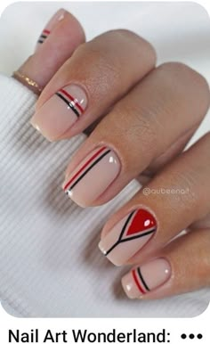 Easy Nail Line Designs, Nails Geometric Design Minimal, Line Art Design On Nails, Lined Nail Art, Geometric Gel Nail Designs, Nail Designs Geometric Lines, Lining Art Nails, Straight Lines Nail Art, Stylish French Tip Nails