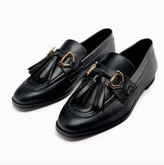 Size Eur 38, Us 7.5 Black Tassel Slip-on Loafers, Office Tassel Loafers Slip-on, Office Slip-on Loafers With Tassels, Workwear Loafers With Tassels And Flat Heel, Chic Business Tassel Loafers With Flat Heel, Chic Tassel Loafers With Flat Heel For Business, Tasseled Loafers For Workwear With Flat Heel, Chic Flat Heel Tassel Loafers For Business, Chic Black Tassel Loafers For Business