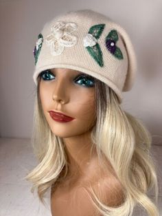 Warm Cream Beanie One Size, Trendy Cream Hat One Size, Cream Soft Hat, One Size Fits Most, One Size Cream Beanie For Fall, Cream Beanie One Size Fits Most, Beige One Size Beanie, Beige Hat As Gift, Beige Hat For Gift, Cream Knitted Beanie One Size