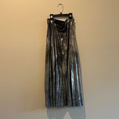 Nwt..Metallic Silver Crackle Pleated Skirt Zipper On Side Couture Skirts, Skirt Zipper, Romeo Juliet, Romeo And Juliet, Women Skirts Midi, Couture Dresses, Long Skirt, Pleated Skirt, Metallic Silver