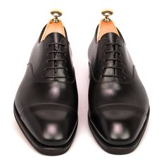 BLACK DRESS SHOES, OXFORDS Cordovan Shoes, Oxfords Shoes, Black Dress Shoes, Exclusive Shoes, Oxford Dress Shoes, Shoe Tree, Shoes Collection, Men Fashion Casual Outfits, Leather Style