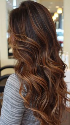 Fall Caramel Hair Color, Fall Mom Hair Color, Fall Hair Color Ideas Balayage, Brown Hair With Fall Highlights, Dark Brown And Caramel Balayage, Mocha Caramel Balayage, Cooper Caramel Hair, Brunette With Caramel Balayage, Fall Hair Color For Brunettes Caramel