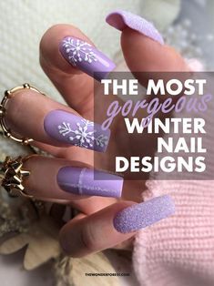 Christmas Nails 2023 Purple, January Nails Glitter, January Nail Designs Purple, Snow Globe Nail Designs, Holiday Birthday Nails, Purple Holiday Nails Winter, Winter Nail Tip Designs, Nail Art For January, Light Purple Winter Nails