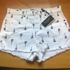 Guitar Print , Black And White Denim Shorts From Juicy Couture. Brand New Floral Denim Shorts, Vintage Jean Shorts, Midi Jeans, Mid Rise Denim Shorts, Leopard Shorts, Embellished Shorts, Chambray Shorts, Midi Denim, Black Jean Shorts