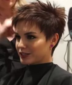 Choppy Pixie, Short Spiky Haircuts, Short Spiked Hair, Short Spiky Hairstyles, Spiky Hair, Short Hair Pixie Cuts, Spiked Hair, Pixie Haircut For Thick Hair