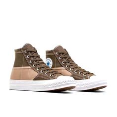 Convers Two Colors, Unisex Size Womens 8. Mens 6 70 Shoes, Converse Chuck 70, Shoes Vintage, Chuck 70, High Top Shoes, Womens Converse, Converse Chuck, Vintage Shoes, Top Shoes