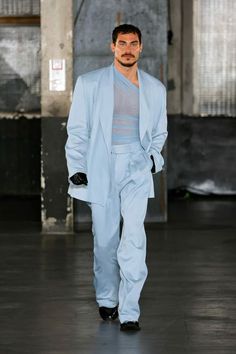 Men’s Futuristic Fashion, Louis Gabriel Nouchi, High Fashion Men, Casual Trends, Concept Clothing, Mens Fashion Inspiration, Stylish Mens Outfits, Fashion Week Runway