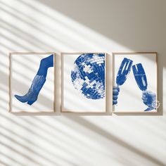 Posters Dorm Room, Dorm Room Prints, Navy Blue Rooms, Posters Dorm, Room Decor Preppy, Preppy Wall Decor, Blue Dorm, Blue Room Decor, Funky Prints