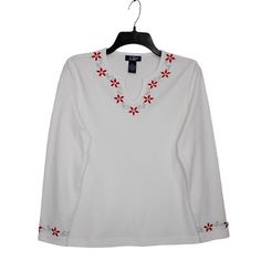 C.B. Casual Top Womens PL Long Sleeve White Knit Embroidered Beaded Pointsettias Green Embroidery, Casual Top, White Long Sleeve