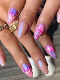 Jellyfish Nail Summer Nails Jellyfish, Simple Jellyfish Nail Art, Sea Creature Nail Art, Sea Animal Nails Designs, Sea Life Nail Art, Biab Nail Inspiration, Sting Ray Nails, Sealife Nails, Sea Life Nails