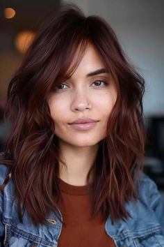 Auburn Hair All Over Color, Cinnamon Red Hair Color Dark Brown, Red Brown Fall Hair, Fall Hair Colors Red Brown, Mahogany Bob Haircut, Fall Hair Colors Low Maintenance, Fall Hair Color For Brunettes Red Dark Auburn Highlights, Fall Hair Colors Long Hair, Curtain Bangs Medium Hair Red