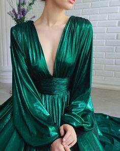 Gown - Teuta Matoshi Duriqi Teal Gown, Vestidos Vintage, Dress Shapes, Ball Gown Dresses, Tulle Fabric