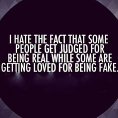 Narcissists are opportunists that put on a fake mask/persona. If you are "real" and authentic, your chances of being the narcissists target are very high. Fake Family Quotes, Quotes Loyalty, Integrity Quotes, Fake Family, Quotes Family, Intj, Family Quotes