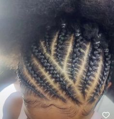 Curly Hair Cornrow Styles, Natural Half Braided Hairstyles, Fulani Braids With Afro Puff, Flat Twist Designs, Braided Styles With Natural Hair, Mexico Braids Hair, Half Braided Natural Hairstyles, Cornrows With Puff Natural Hair, Half Cornrows Half Natural Hair