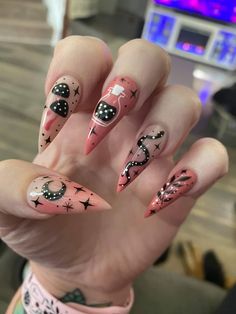 Punk Barbie Nails, Ska Punk Nails, Witchy Nail Art Designs, Forest Inspired Nails, Nail Designs Witchy, Spring Goth Nails, Spoopy Nails, Chola Nails Acrylic, Mushroom Nails Acrylic