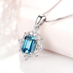 London Blue Topaz Necklace, Bridal Jewelry Ideas, London Blue Topaz Earrings, Popular Engagement Rings, Emerald Gem, Blue Topaz Necklace, Topaz Color, Topaz Necklace, Blue Topaz Earrings