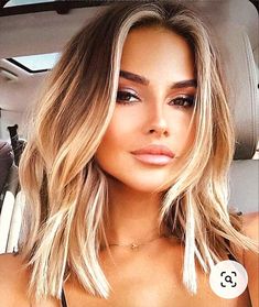 Haircut With Layers, Cute Layered Haircut Mid Length, Layered Haircut Mid Length, Haircut Mid Length, Cute Layered Haircut, Mid Length Hair With Layers, Medium Length Haircut, Midlength Haircuts