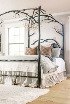 Elm Springs Wrought Iron Canopy Bed | Iron Beds by Urban Forge Woodsy Room, Chill Bedroom, Iron Canopy Bed, Iron Tables, Peter Pans, Casa Hobbit, Iron Beds, Iron Stools, Wrought Iron Bed