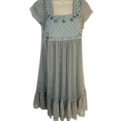 Charlotte Russe Womens Mini Dress Silver Metallic Chiffon Crochet Beaded L New Brand: Charlotte Russe Size: L Measurements: Armpit To Armpit 21" Length Shoulder To Hem 35" Condition: New -May Or May Not Be Missing A Tie Belt, Easy To Add Your Own Or Wear Without Fabric: Poly Wash Instructions: Hand Color: Silver Fast Shipping Short Sundress, Open Shoulder Dress, Floral Cocktail Dress, Dress Silver, Tank Top Dress, One Clothing, Silver Dress, White Embroidery, Black Midi Dress