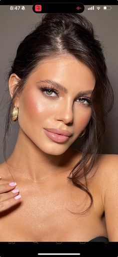 Makeup Looks Brown Smokey Eye, Brunette Green Eyes Makeup, Brown Hair Wedding Makeup, Makeup Looks Brunette, Bronze Wedding Makeup Blue Eyes, Heavy Contour Makeup, Old Money Makeup Brunette, Black Tie Makeup Looks Blue Eyes, Occasional Makeup