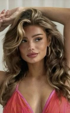 Fmc Aesthetic, Machiaj Smokey Eyes, Laura Celia, Haircut Inspo, Girly Images, Dream Hair, Photography Women