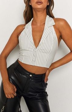 Collared Halter Top Outfit, Halter Neck Shirt Collar, Halter Top With Collar, Halter Neck Top Outfit, Halter Neck Top Pattern, Collar Halter Top, Collared Halter Top, Halter Neck Shirt, Crop Top Ideas