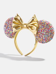 Don't miss out on ear-resistably cute fashion with the Minnie Mouse Disney Confetti Ears Headband. Designed with confetti sequins and Minnie's signature bow, this headband is perfect for every fashion-loving Disney fan. This is an officially licensed Disney product. Disney Confetti, Princess Mickey Ears, Disney World Ears, Sleeping Beauty Castle Disneyland, Stitch Ears, Diy Disney Ears, Disney Ears Headband, Disneyland Ears, Aulani Resort