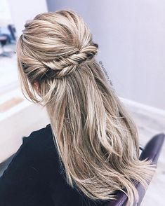 Half Up Half Down Hairstyle, Hairstyle Updo, Down Hairstyle, Wedding Hair Up, Hairstyle Hairstyle, Hairstyles Wedding, Braided Hairstyles For Wedding, Half Up Half Down Hair