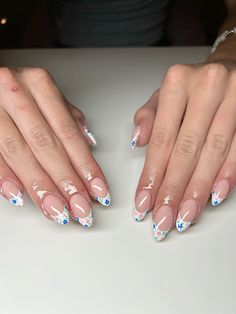 Spring nail inspo: Insta-Nails_by_liv_ Leah Love Island Nails, Love Island Nails, Loveshackfancy Inspired Nails, Spring Nail Inspiration, Insta Nails, Island Nails, Future Nails, Gel Nails French, December Outfits