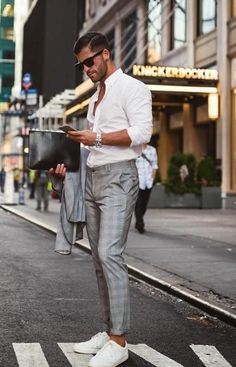 Party Outfit Men, Mens Fashion Smart, Mens Fashion Blog, Sneakers Mode, Mens Fashion Casual Outfits, Herren Outfit, Mode Masculine, Men Street, Men's Wear