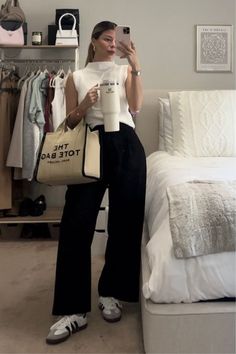 University Outfit Women, Casual Outfits University, Women’s Casual Summer Work Outfit, Outfit Trabajo Casual, Cute University Outfits, Classy University Outfits, Summer University Outfits, Relaxed Work Outfit, Professional Casual Outfits